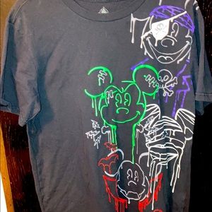 Disney Halloween T shirt  Mickey size M